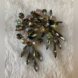 Vintage Multi Cut Smoky Gray Green Aurora Borealis Crystals‎ Brooch